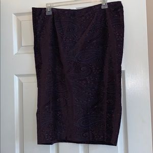 Purple paisley velvety skirt